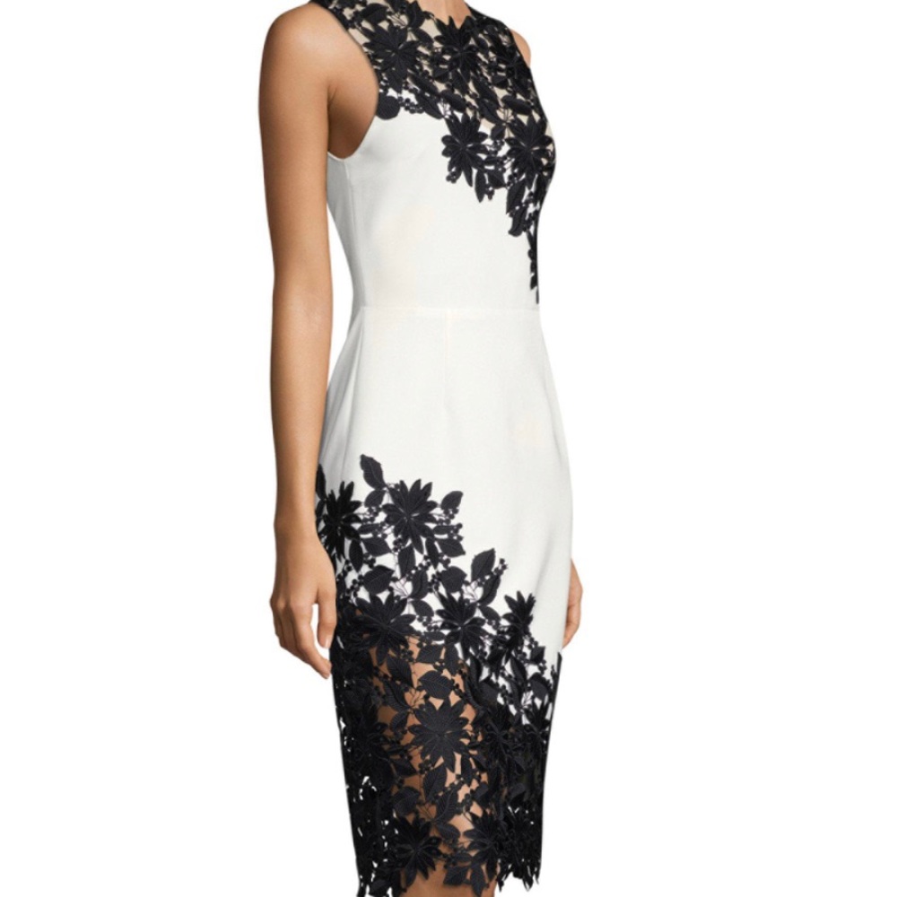 Alice + Olivia Appliquéd Sheath Dress. Size 0